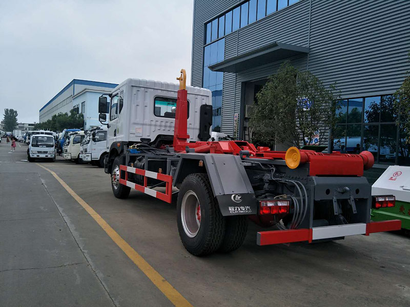國六東風多利卡D9勾臂式垃圾車