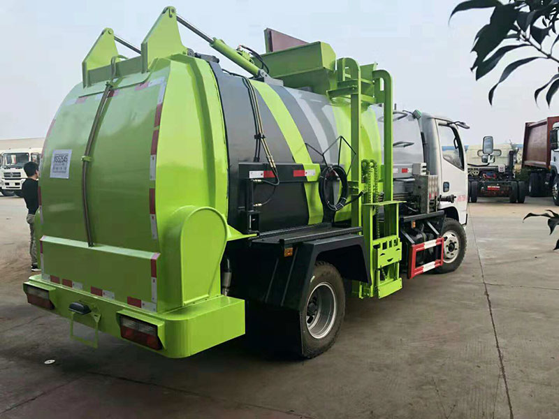 江鈴凱銳餐廚垃圾車