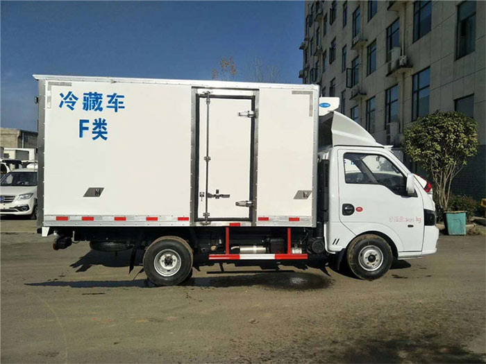 國六東風(fēng)途逸小型冷藏車|3.7米冷藏車