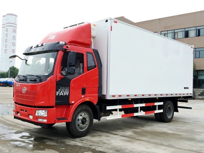 解放J6冷藏車-廂長7.5米