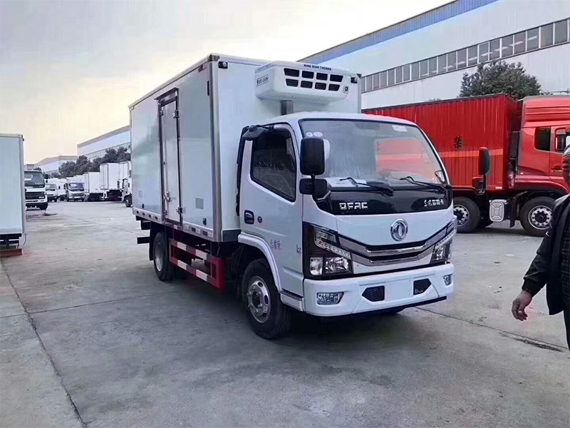 國六東風多利卡冷藏車|4.1米冷藏車