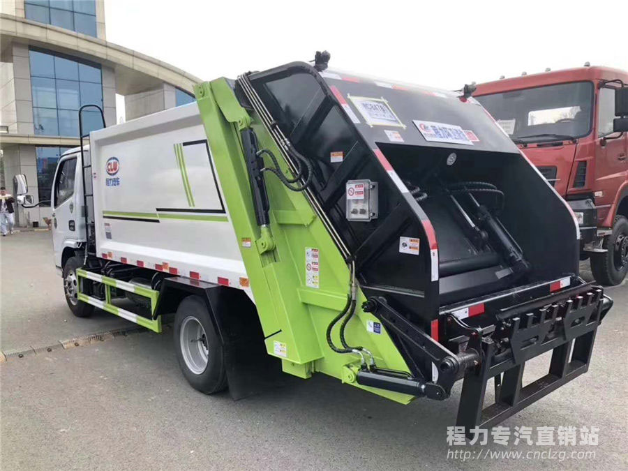 國六東風(fēng)多利卡壓縮式垃圾車