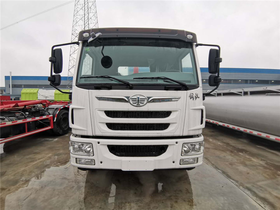 國六解放龍V勾臂式垃圾車