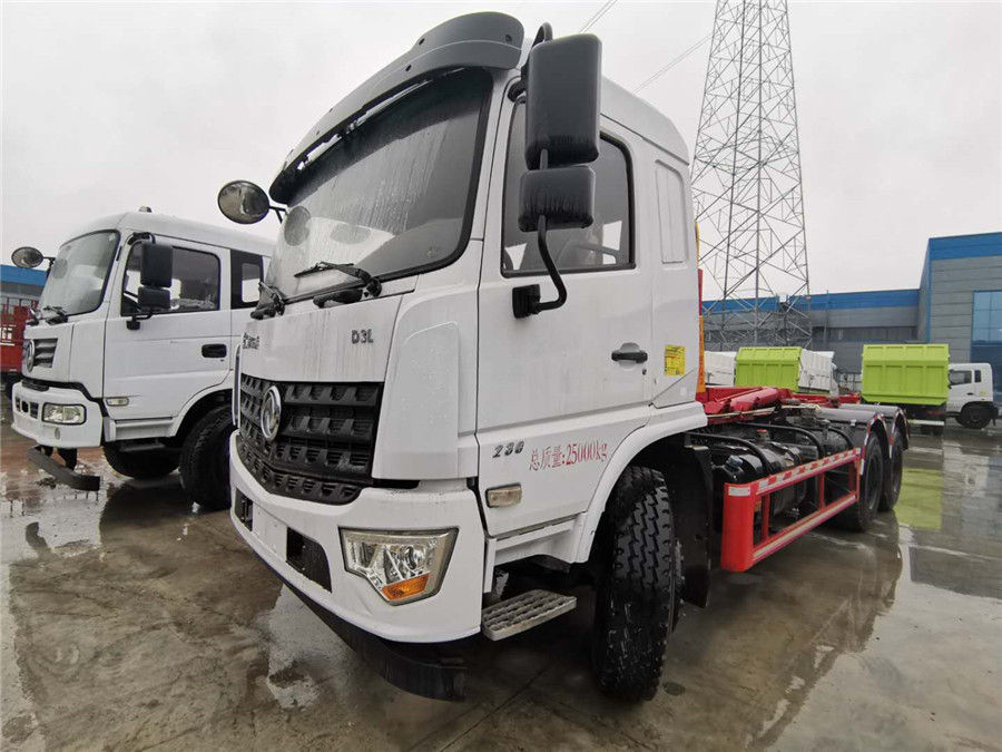 國六東風(fēng)專底D3L勾臂式垃圾車