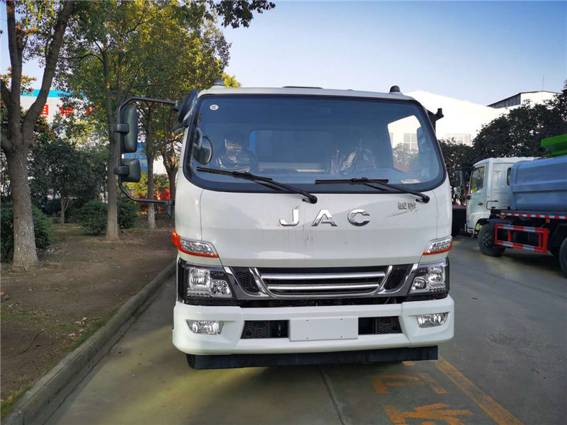 國六江淮8方壓縮式垃圾車