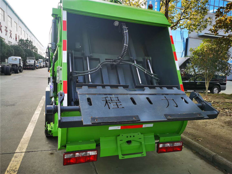 國六江淮8方壓縮式垃圾車