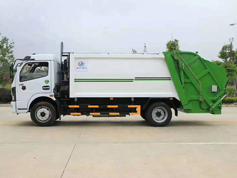 國六東風凱普特8方壓縮式垃圾車
