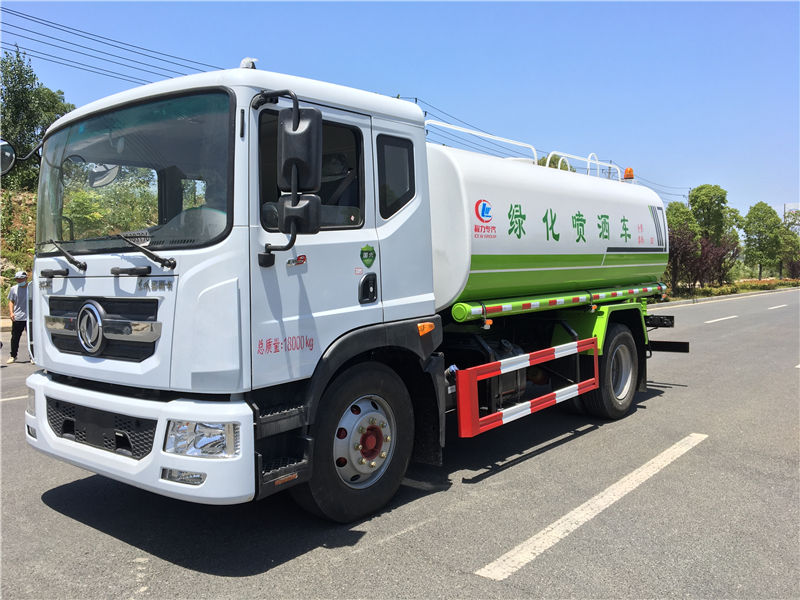 東風多利卡D9國六14方灑水車