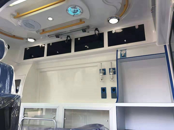 國六奔馳救護車|國六負壓監護型救護車