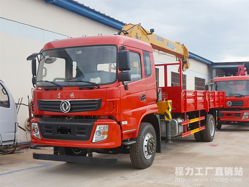 黃牌東風D913徐工8噸4節臂單橋隨車吊