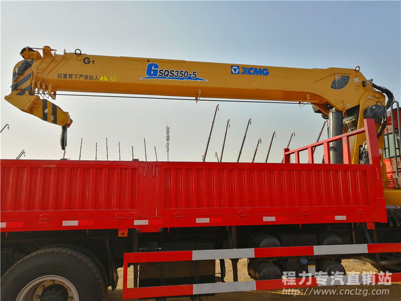 東風柳汽乘龍H5后八輪徐工14噸隨車吊