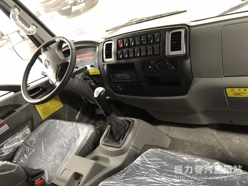 大運D912運途豪華藍牌平板車可拉150挖機
