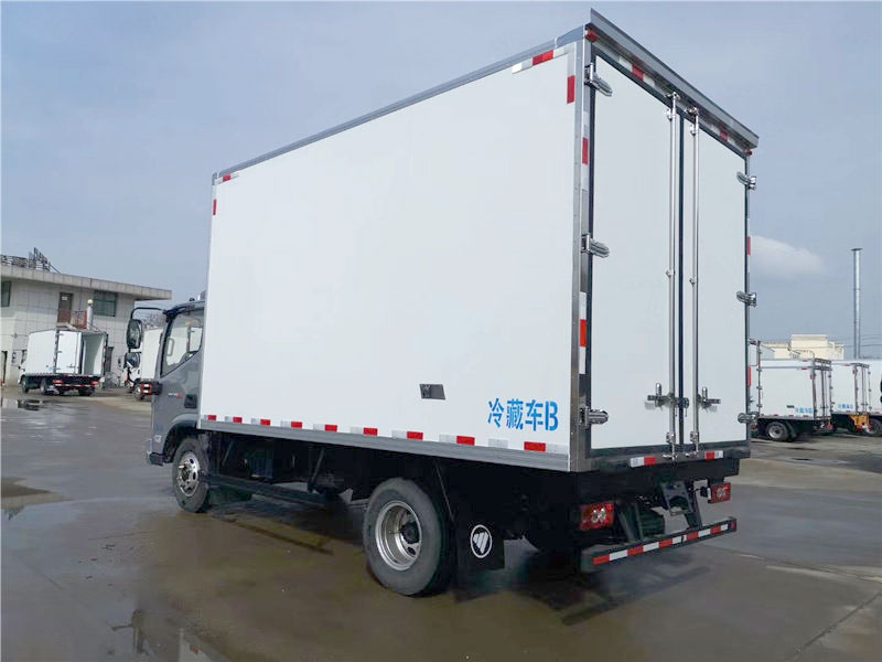 福田奧鈴CTS冷藏車(chē)-4.1米肉鉤冷藏車(chē)