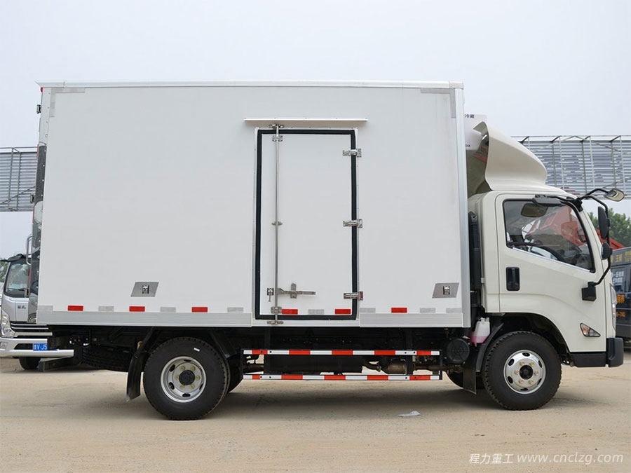 江鈴凱運(yùn)藍(lán)牌冷藏車(chē)|3.98米冷藏車(chē)