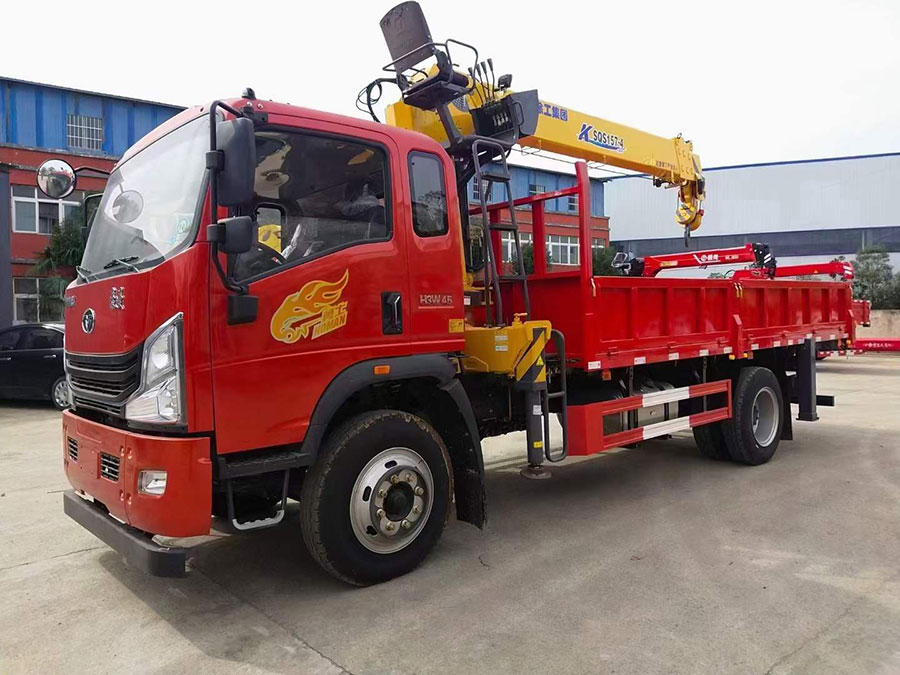 重汽豪曼4200軸距隨車吊