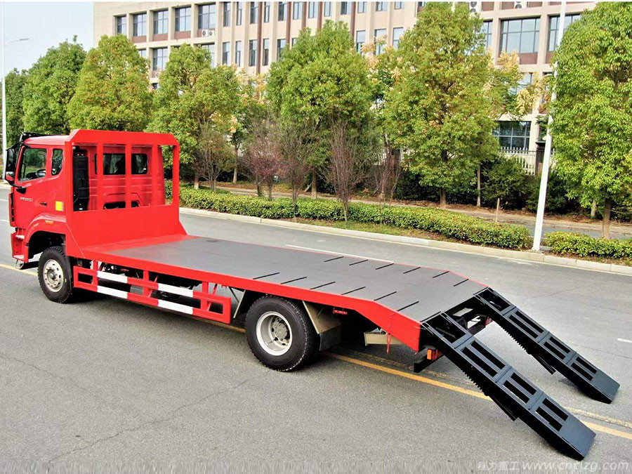 國六重汽豪沃單橋平板車