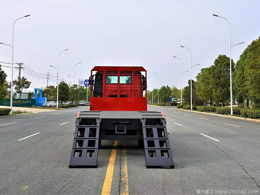 國六重汽豪沃單橋平板車