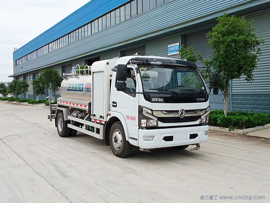 東風(fēng)凱普特純電動(dòng)5方灑水車