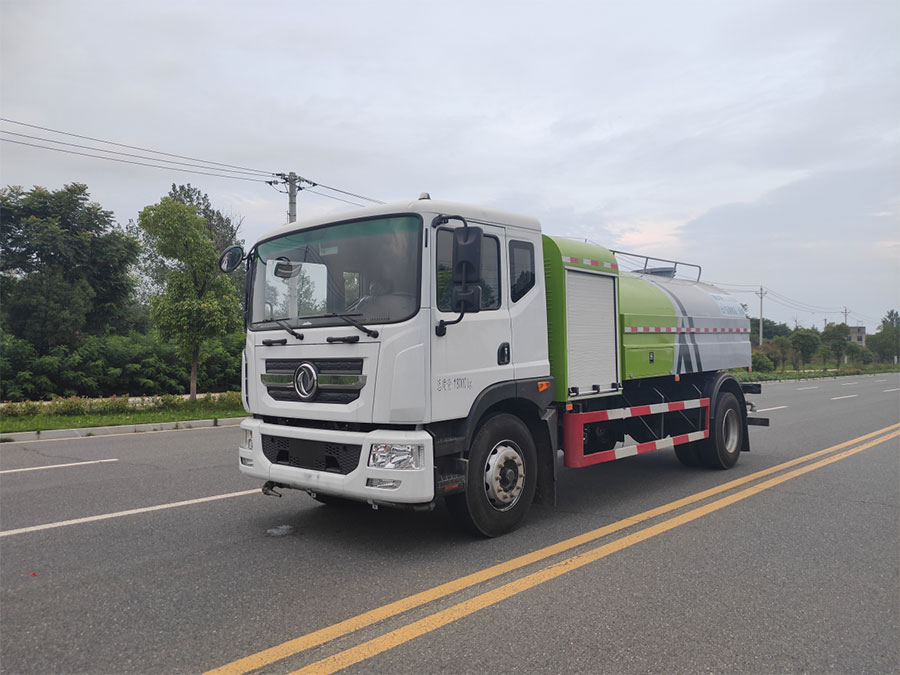 東風(fēng)純電動(dòng)新能源11方灑水車