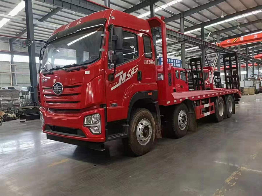 新款解放輕量化前四后八平板運輸車