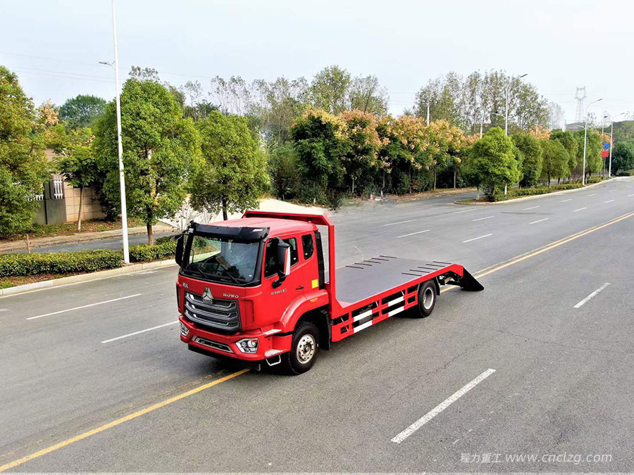 重汽豪沃單橋平板車