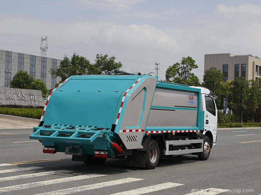 東風純電動8方壓縮垃圾車
