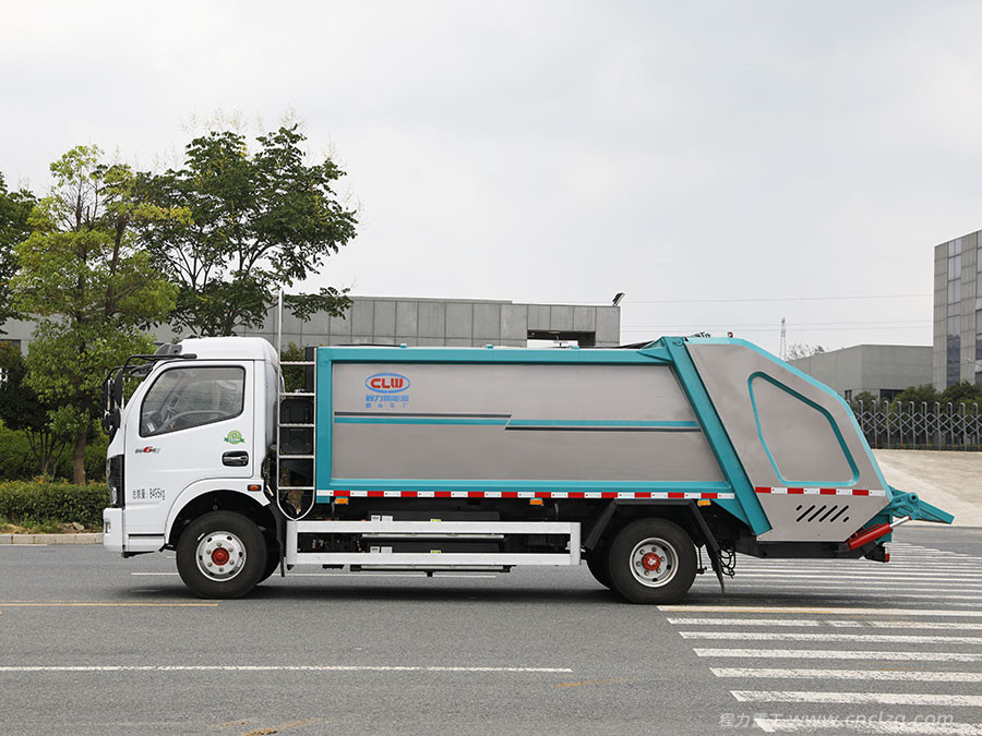 東風純電動8方壓縮垃圾車