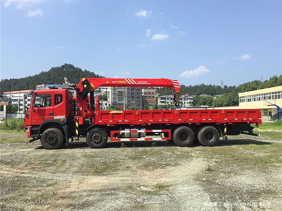 東風T5至前四后八三一12噸隨車吊