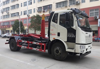 國六解放勾臂式垃圾車