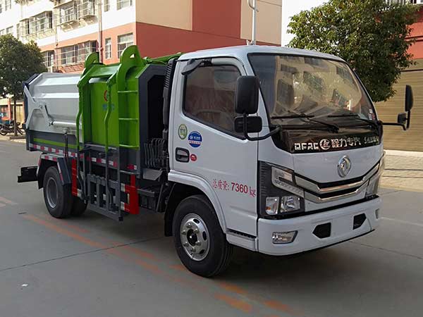 國(guó)六新款東風(fēng)多利卡掛桶式垃圾車(chē)