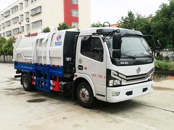 國(guó)六東風(fēng)大多利卡掛桶式垃圾車(chē)