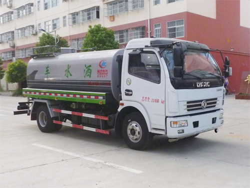 東風(fēng)灑水車(chē)國(guó)六10方灑水車(chē)