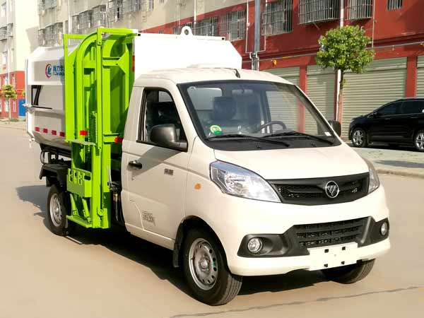 國六福田小型掛桶式垃圾車