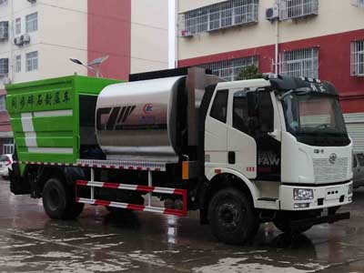 國(guó)六解放同步碎石封層車