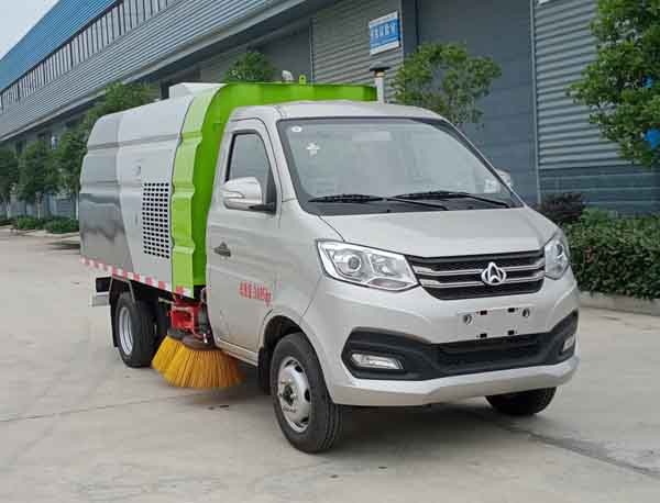 國六長安小型掃路車