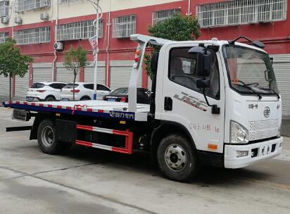 國(guó)六解放J6F平板一拖二清障車