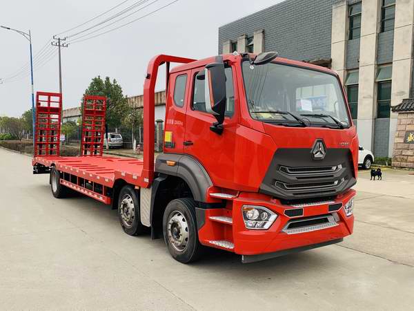 重汽豪瀚國六小三軸平板運輸車