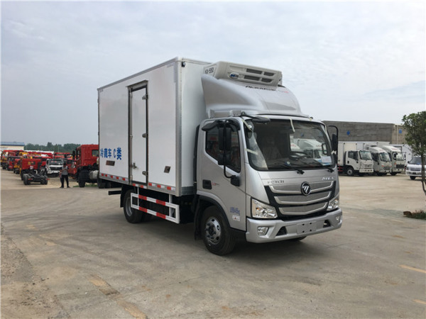 福田歐瑪卡4米2藍(lán)牌冷藏車